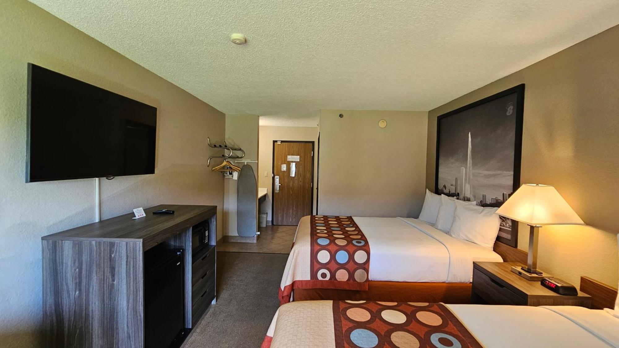 Hotel Super 8 By Wyndham Elgin Exteriér fotografie