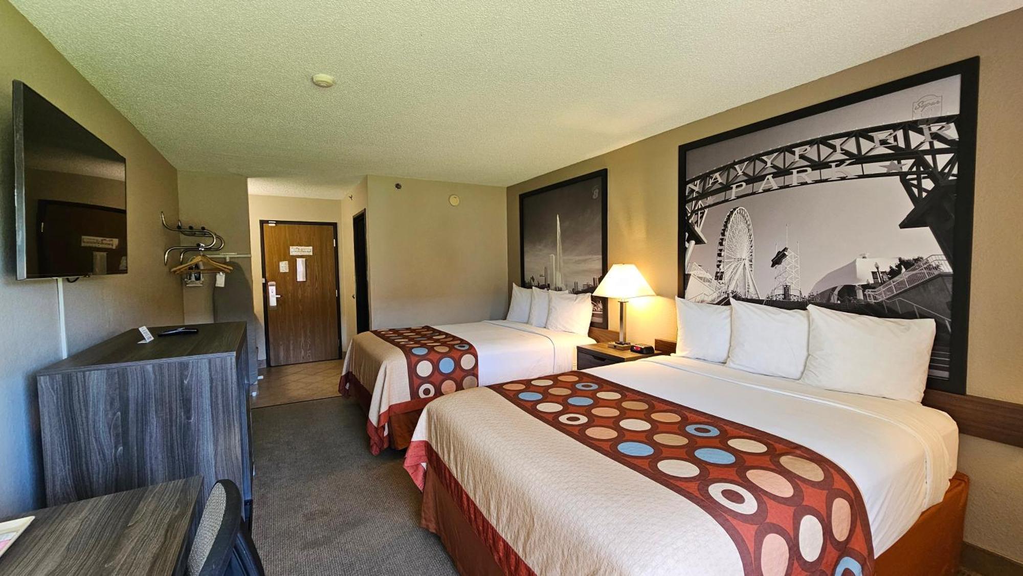 Hotel Super 8 By Wyndham Elgin Exteriér fotografie